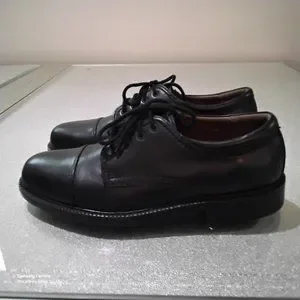 Men Dockers Black Cap Toe Oxford Shoes Size 10.5M Very Nice Pre-Owned Cond. Dockers | Shoes | Men Dockers Black Cap Toe Oxford Shoes  main image 3